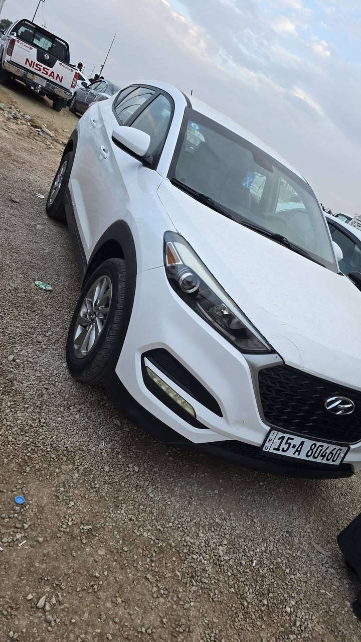 سلام عليكم للبيع موديل 2018 بيه صبغ بنيد وشبر بل جاملق سعرسياره 155وبيه مجال مكاني الرمادي تصال ***********
