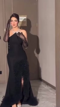 فستان • قياس ٣٨ • توصيل مجاني