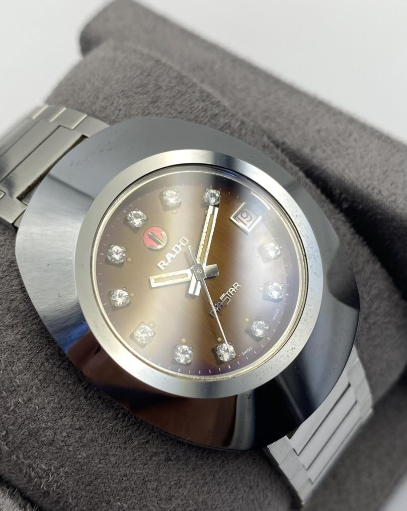 نوادر الـ Rado DiaStar
مينا مُميزة جدًا 
بلادية بالكامل 
الاصلي غير المجدد 
اوتوماتيك 
المهتم خاص لطفًا


**إذا كنت صاحب هذا الإعلان وتريد حذفه لأي سبب، رجاءا أرسل رسالة إلى الدعم الفني**