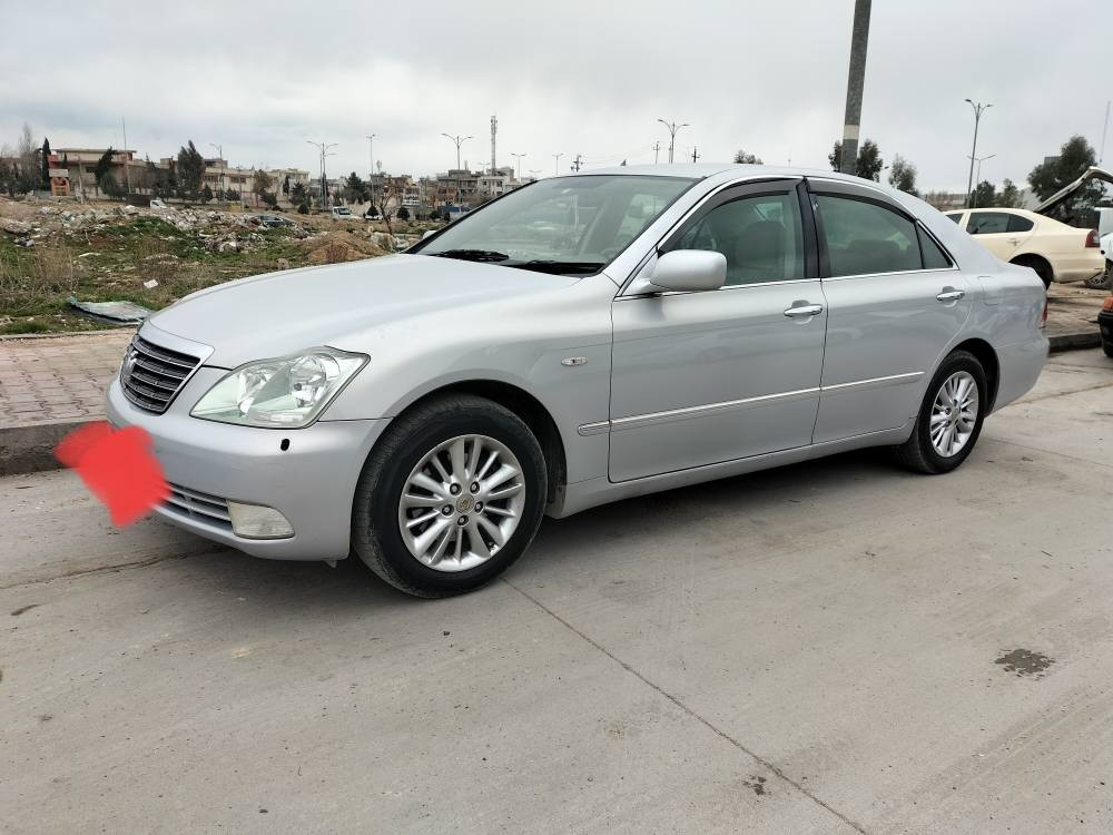 ***********
شاهینە 2005 بەحری 
بەسمە و کامێرا 
ناوزەرد و سێ دوگمە 
پەردە و حاسەو کامێرا 
بچووک بەبچووک بێ دوکەڵ 
ڕۆن و سیوەیلی گێڕی تازە گۆڕاوە 
تایەو وویلی تازە 
کامل کارەبایی بەشەرت 
کۆدم بۆ کردووە 
سیعری 47 گەڵاو معامەلە 
*********** 
سلێمانی السليمانية, العراق
