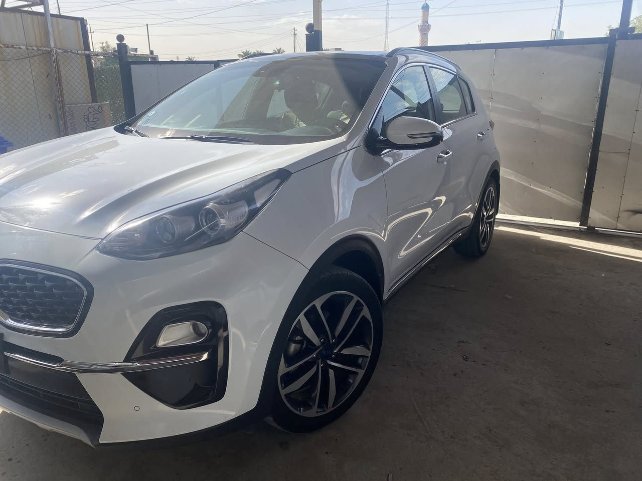 كيا سبورتج موديل 2020 رقم بغداد مشروع وطني باسمي شخصيا ماشية 54 مكفولة كفالة عامة فول مواصفات١/١
بصمة تشغيل وابواب
بنوراما وكشنات الأمامي كهرباء
باب خلفي كهرباء 
سايد بريك بصمة وتحكمات
حساسات امامي خلفي
وباقي مواصفات الفول
سعرها 203 وبيها مجال 
***********
