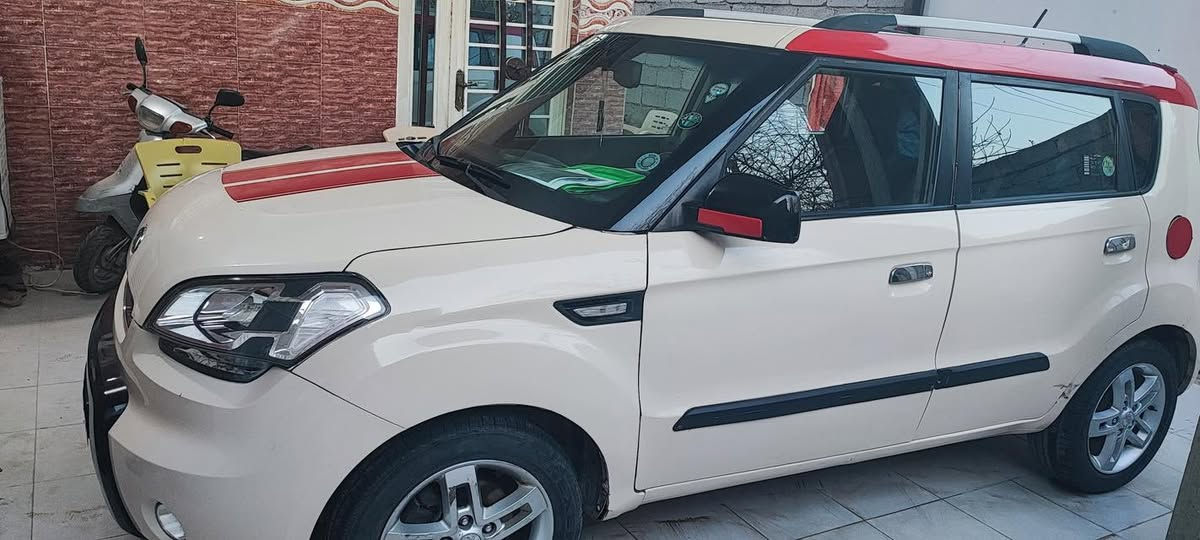 سلام عليكم للبيع صول  كارتون متوئمً طبق 
تحكمات ستيرسن
مري شفط
اشاير الجوانب 
كامرة خلفية
حساسات خلفية
تدفئة وتبريد شغال على السويج
تدفئة بالكشنات
كشنات جلد
فتحة سقف
محرك١٦٠٠ 
سعر ٥٠ وبيها مجال
***********
