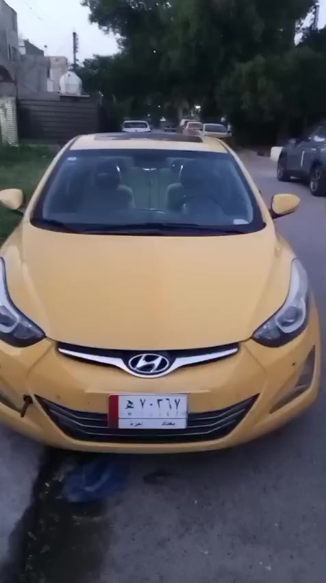 السلام عليكم النتره 2015 امريكي لمتدد لون اصفر رقم بغداد اجرة السياره موضحه بل فيديو سعر 115 مكان السياره بغداد حي العامل للتواصل *********** واتساب
