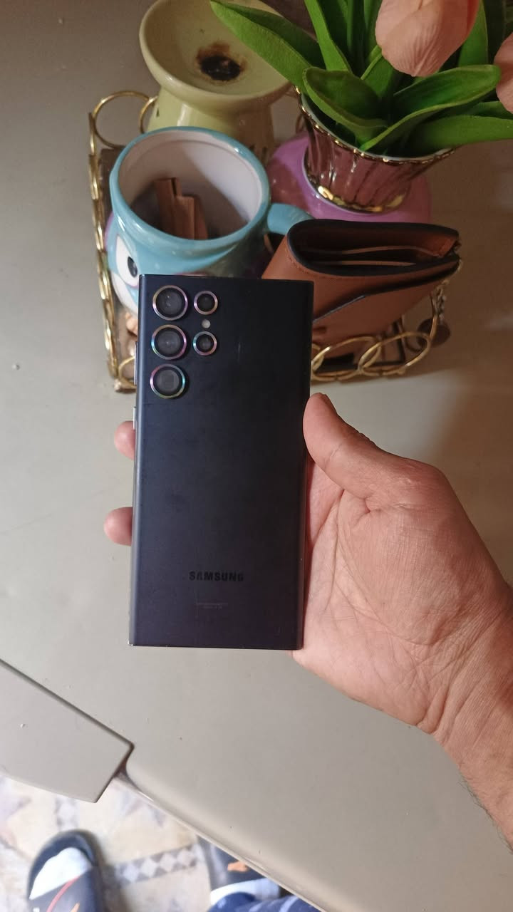 السلام عليكم ....مكلف بالنشر ....سامسونج اس٢٢ الترا شرق اوسط ومكفول فقط ظهر مبدل بوكالة سامسونج .... السعر ٥٠٠ الف ..... بغداد شارع حيفا قرب مقام خضر الياس......***********......شكرا للجميع
