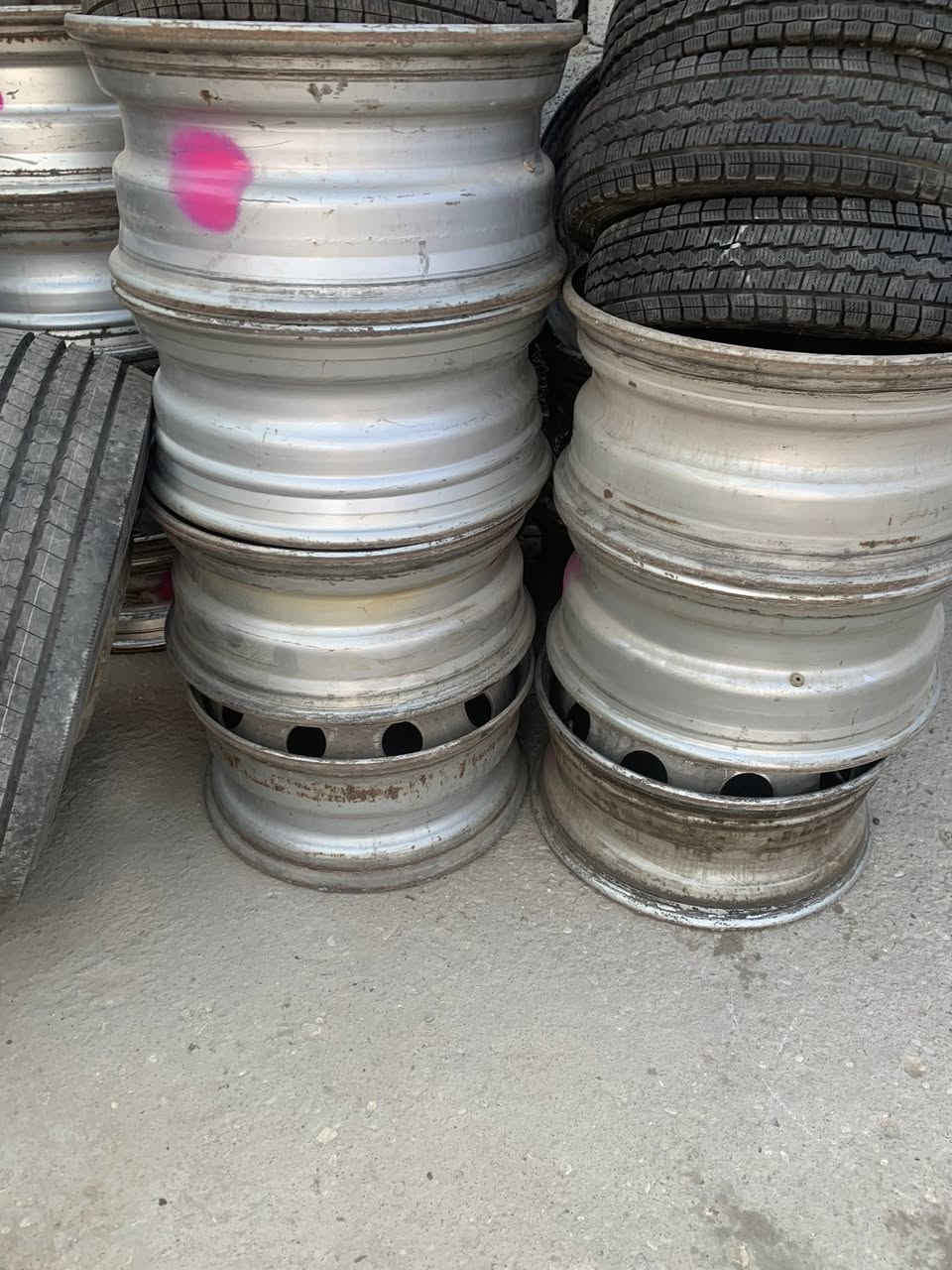 يالله تم وصول وجبه اطارات اوربيه جميع القياسات متوفره المكان ناصري قرب سجن الاصلاح للا ستفسار ***********
