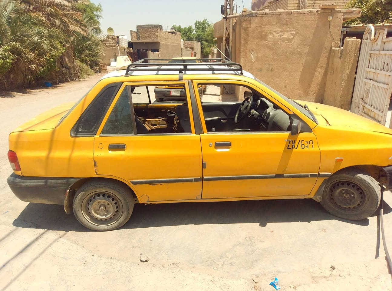 سلام عليكم سايبه 2013, للبيع 
المكينه بيه رنكات ولشاصي اليسره امعمر 
السياره بسمي امداور ثاني يوم 
صدر جديد دبلات جديد 
الكشر كدامك ابيع كوم حديد 
السعر 18 أو بيه مجال حك الجيه 
التصال ***********
