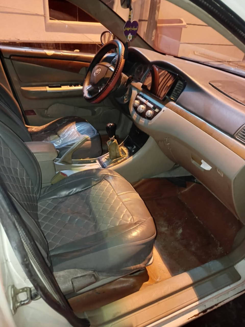 سلام عليكم سيارة نيفان صيني موديل 13 سيارة مكينة كير تخم تاير شاشه كامره رقم كربلاء إنكليزي هزه جديده سياره باسمي مداور ثاني يوم عنوان السياره كربلاء سياره ضربتهة  جهة الجاملغ الأيسر سعر السياره 32 ورقه وبيهة مجال شي بسيط مستعجل على بيعه غير متواجد على االفيس رقم الهاتف ***********
