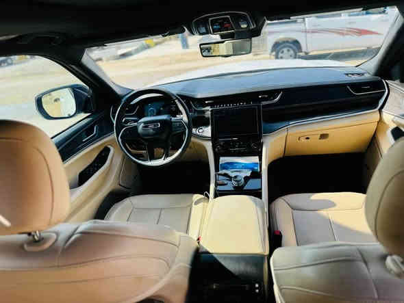 سلام عليكم 
جيب شيروكيً 2023 وارد امريكي حادثه فقط خشم بنيد نفسه مصبوغ كدر شبرين والباقي كفاله عامه وموضحً وي صور 

رقم بغداد بسمي شخصيا تحويل اي مكان 

فول مواصفات اعلى فىه بيهن VIP اعلى شي بيهن 

ماشيه ٣١ الف فقط 

استفسار *********** 

واتساب ***********
