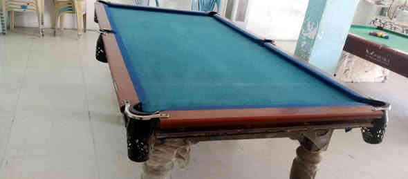 سلام عليكم ميز بليارد بعد جديد مستعمل شيي قليل مستعجل ع بيعته غراضه كامله من كلشيي تجي بس تشيل وتطلع كبل فصخ وكامل بس تشله وتطلع كبل مكاني نجف شارع المطار الجديد السعر 400 وبي مجالل *********** لاتصال

