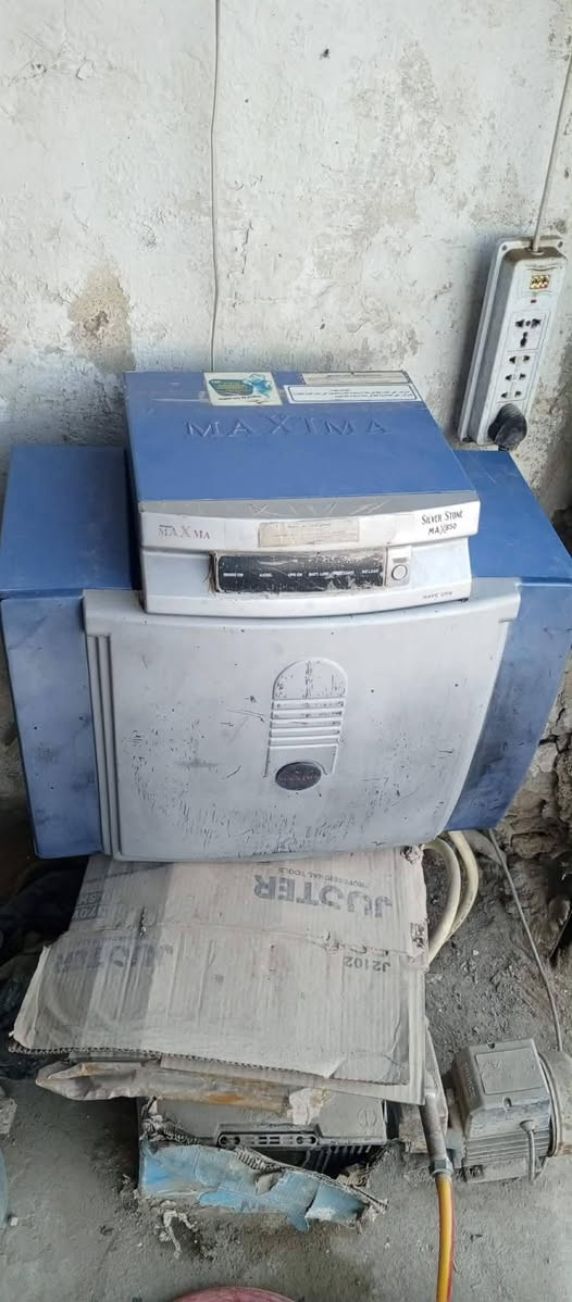 عاكسه للبيع  4امبير
عربانه طفل جديده مستخدمه مرتين فقط
القاسم الشارع العام***********
