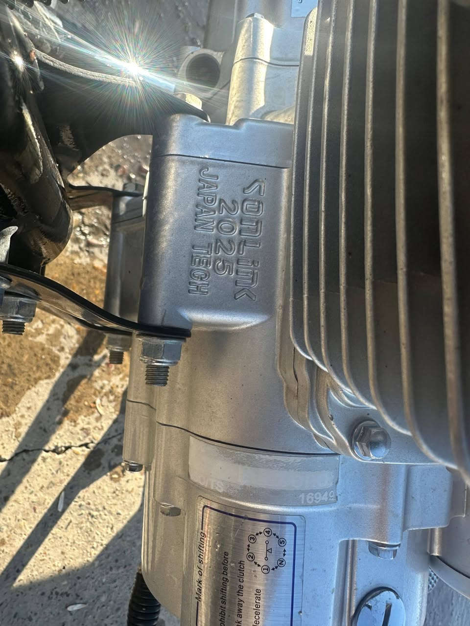 دراجة سونك مديل 25 اصدار شهر 10  محرك 200  ماشية 4000 والدراجة بعدهة جديدة منفيس موجود بصمة موجودة الدراجة للبيع او مراوس ??
ب 24 او 25
للستفسار خاص او تصال علة هاذة الرقم //
***********
