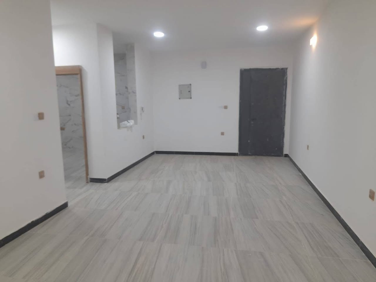 يتوفر شقق للايجار في مجمع ايادي الكاظمية
مساحة 145م غرف نوم عدد 2

طابق 4 و 6

نظام أمريكي مطبخ مفتوح ع صالة

بأسعار مناسبة

للتواصل خاص او واتساب على الرقم

***********
