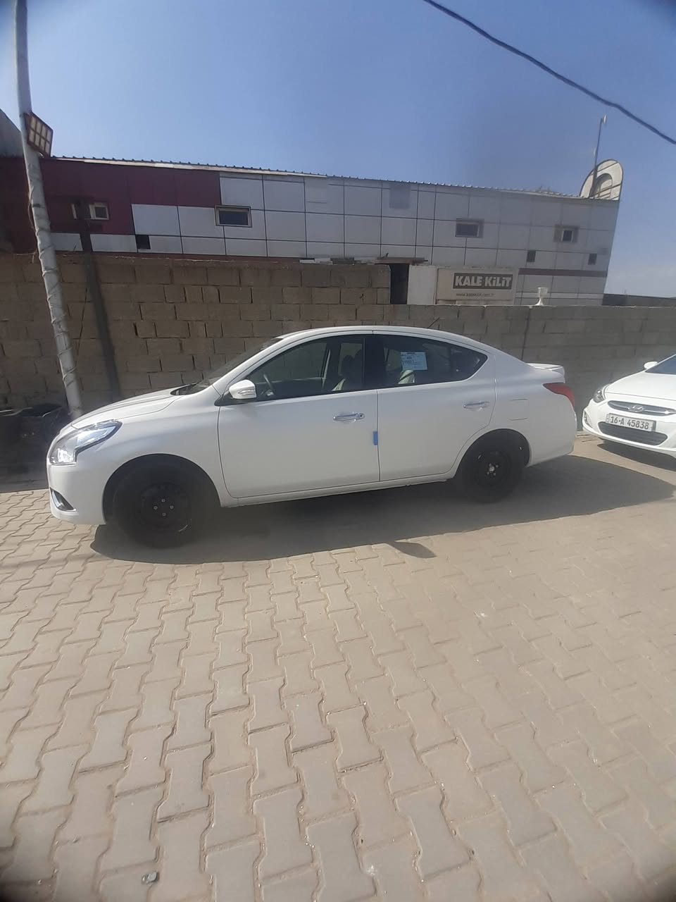 نيسان صني موديل ٢٠٢٥ بعدهه عله وضع الشركه ماشيه الفين وكاله تحويل مجاني موبايل ***********
