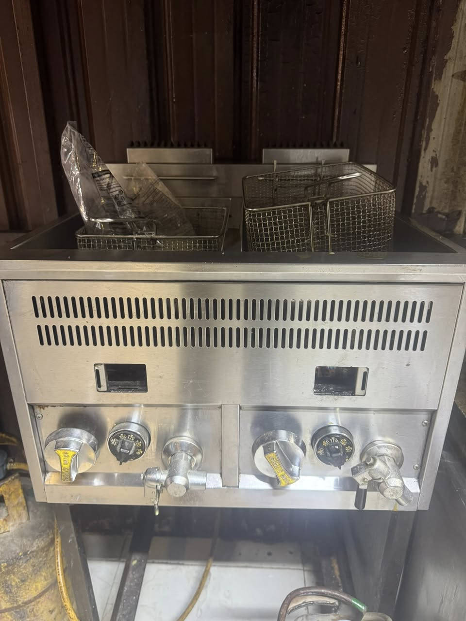 منقله شوي ترهم خطب وترهم فحم اجنحة دجاج سمج  قلاية حوضين ام حساس
