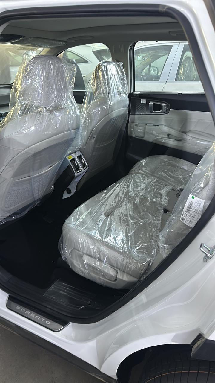 السلام عليكم
سورنتو 2024 فول مواصفات 1/1

مواصفات السياره معروفه

4X

بانوراما

تبريد تدفئه مقاعد

داتا شو

كاميرات 6 

كشنات كهرباء جلد

ويل 20

محرك 6 سلندر السياره ماشيره 11 الف

يوجد بارد بالجنطه باقي السياره كله مكفول

مكان السياره بغداد لمعرفه السعر

التواصل مع الرقم التالي : ‭0770 433 9743
