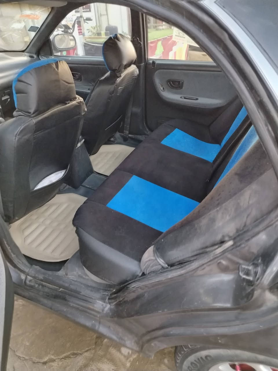 بسم الله الرحمن الرحيم
سوناتا للبيع موديل 94 كير اوتو محرك خير من الله
كهربائيات كلها شغاله ماعدا كيج بانزين
داخله حلوه احلى من الصور تخم تاير
رقم بغداد بسمي تحويل ثاني يوم
للاستفسار الاتصال على الرقم ***********
