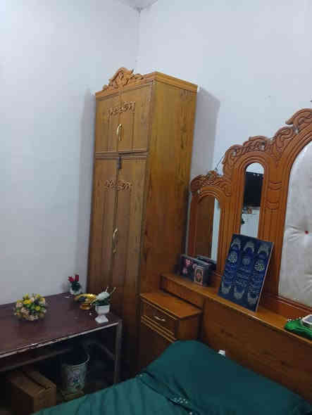 غرفه النوم صاج ٦ملحق البيع جديده كلش عنوان بغداد ***********
