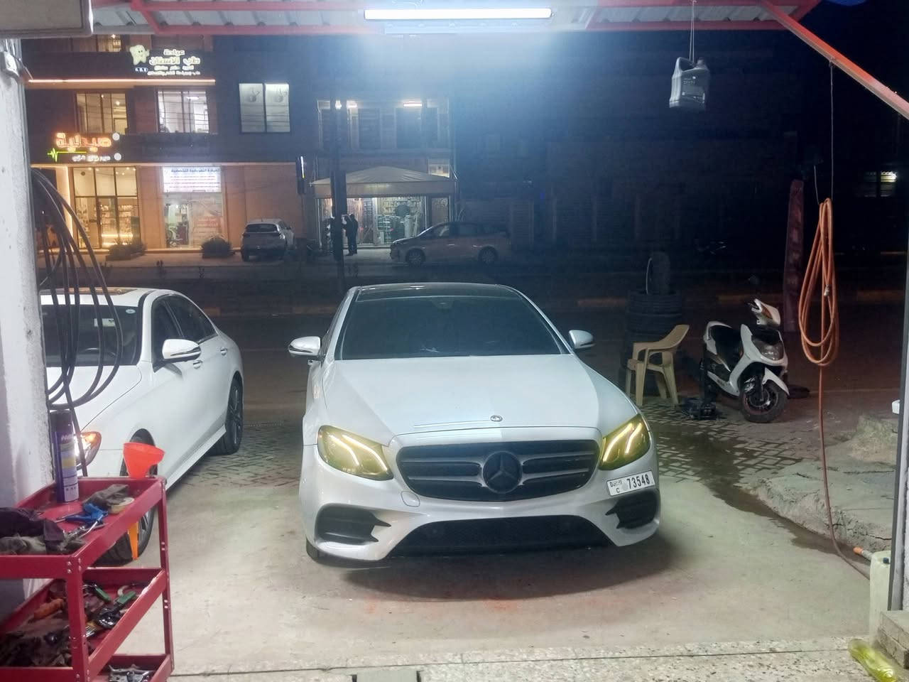 السلام عليكم ورحمه الله وبركاته خدمات حسين المياحي تقدم لكم افضل الخدمات انواع الزيوت السيارات أجنبي وعراقية وبنجر متواجد حاليان من 9صباحان إلى 12ليلأ زورونا موقعنا شارع 40 بين البقلاوه والضباط قرب مجمع النسيم اهلا وسهلا بكم شرفتونا نورتونا عروضنا كل تبديله دهن تحصل على هدية معطر سياره وتكيج تايرات وغسل محرك وماي مسحات ودواسات وباكيتك كلينس تحياتي للجميع رقم الهاتف ***********  رابط https://maps.app.goo.gl/kGS3CNaKNA84QLSc9
