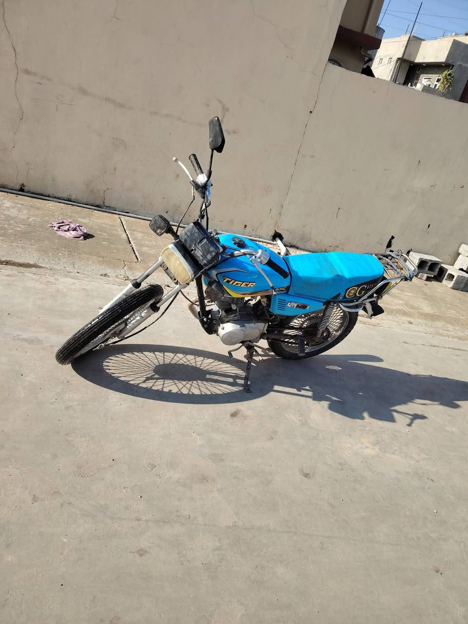 سلام عليكم ماطور لل بيع لا صرف ولاه بخار شرط موديل 19 ماطور نشط فول جامرلق الكدام موجود السعر 300 وا بي مجال الرقم *********** مكاني كركوك
