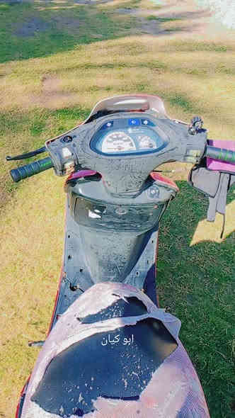 السلام عليكم ✨
دراجه فراشه - فحل 140دسك
لون ماروني  ستوها طالع من الوكيل 
صارلها شهر الدراجه كامله - أربع اشاير -كله شغال 
لايت زينون شرط حاويه - السعر - 625وبيها مجال متوازي ع بيع 
التواصل -  ***********
