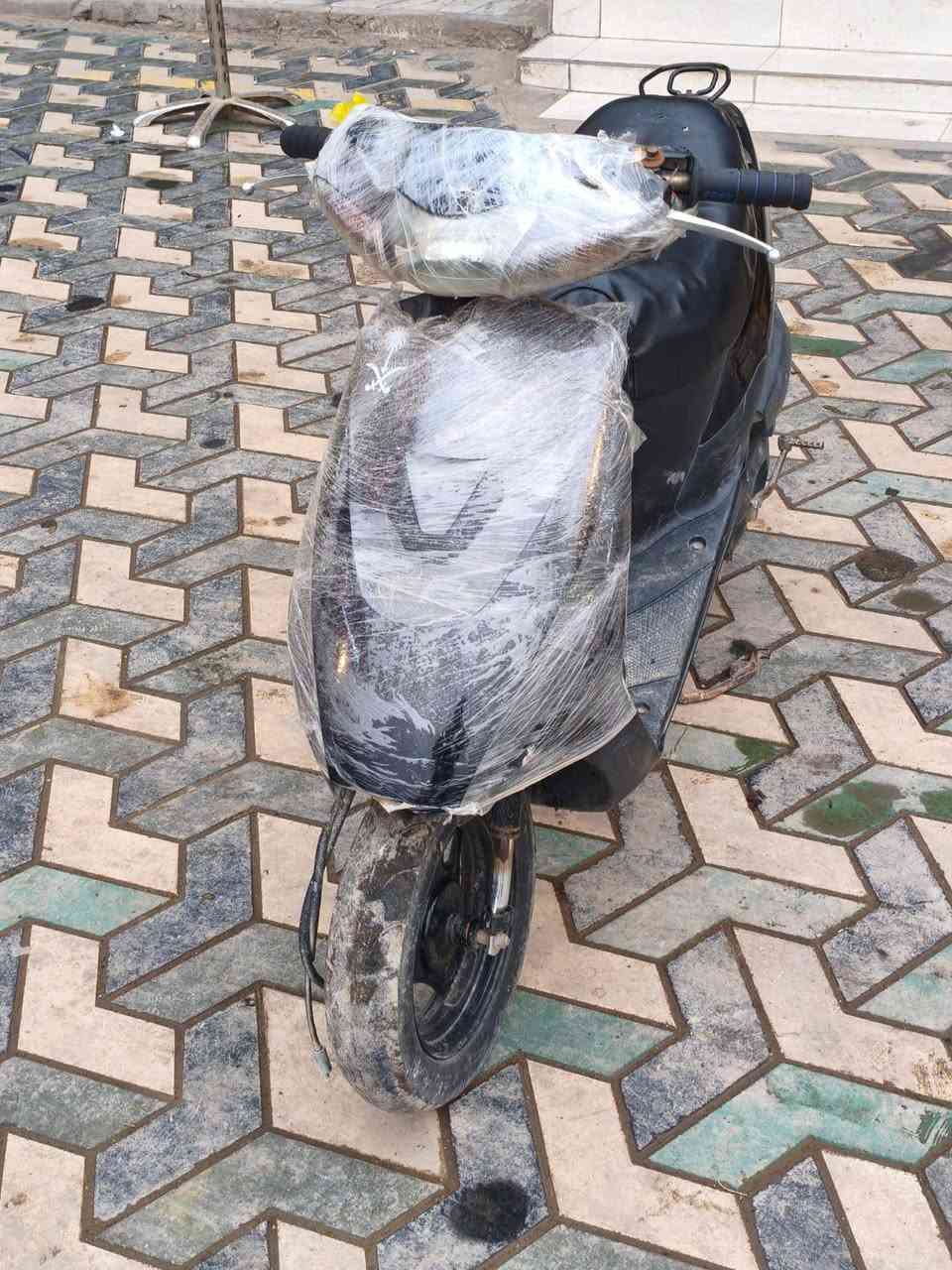 دراجة للبيع ساسوكي رياضي
العنوان دور النفط 
السعر 275 وبيهه مجال 
الاتصال ***********
