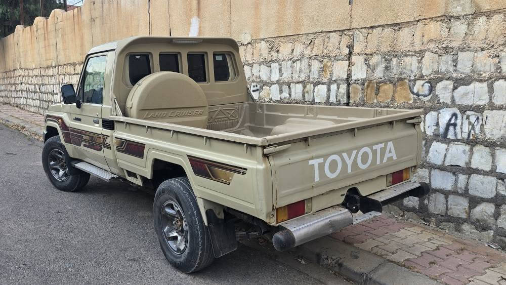 مێکزەمین مۆدیل ۲۰۱۰ بێ بۆیاغ سەیارەکە  لۆکە مەکینەی نەکرایتەوە مەکینەوەنەوشەیە دەعامی بۆ دەعامی بەشەرت 
سعری۱٥۰گەڵا
ژم۰۷٥۱٤۰٤۰٤٥۳
ژم۰۷۷۰۳۰۹۱۰۱۰
شۆێن کۆیە أربيل, العراق


**إذا كنت صاحب هذا الإعلان وتريد حذفه لأي سبب، رجاءا أرسل رسالة إلى الدعم الفني**