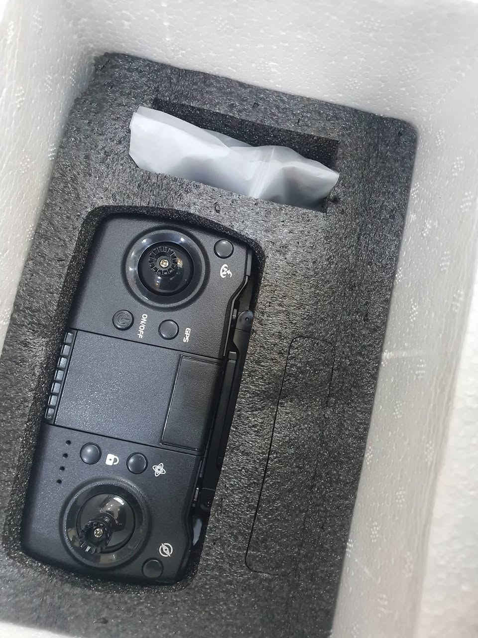 درون طلعت بالdhl أعلى سعر ابيع ما اعرف تفاصيلها


**إذا كنت صاحب هذا الإعلان وتريد حذفه لأي سبب، رجاءا أرسل رسالة إلى الدعم الفني**