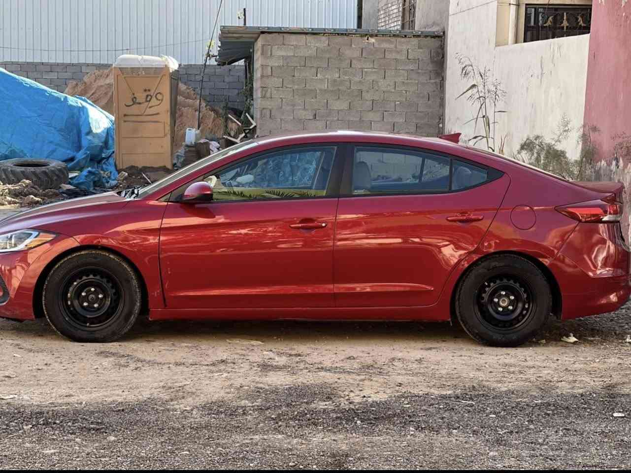 سلام وعليكم
النترا 2017 
محرك 2000 دوش 
حادثها قبغ الجنطه والجاملغ الايسر خلف السايق 
بيها منضومة غاز 
السعر 122 وبيها مجال 
عنوان الدوره 
رقمي ***********
