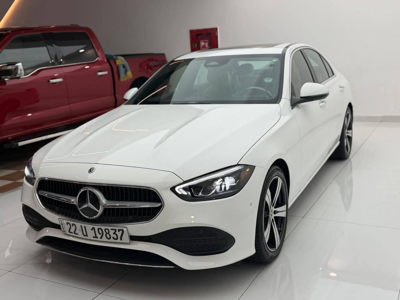 سلام عليكم ورحمه الله
مارسيدس c300 وارد امريكي 
موديل 2024  #كلين__تايتل

ماشي 1000 ميل فول مواصفات ترقيم جديد رقم اربيل

داخل اوف وايت فتحه 
مكان السياره اربيل السعر 39000 الف
رقم الهاتف ***********
