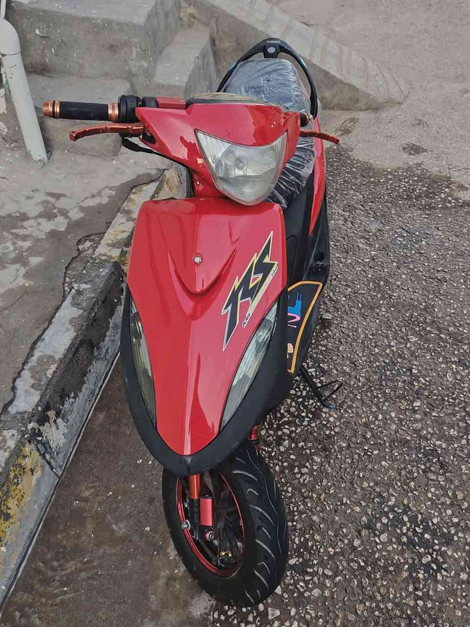 سلام عليكم ماكس عدله للبيع دراجه مفتوحه مره وحده بس مامزوده 49دراجه مامتعوب عليها حلوه وناشفه سلف وهندر اشاير هورن لايت كله شغال كيج لبانزين كيج سرعه لادخن ولاتبخر شلعا ومعدل لمكينه خرسه ماتاخرك بتشغيل نص نكره تشتغل ب 500وبيها مجال قليل هاذه رقمي *********** مكاني كربلاء حي لوفاء متواجد عل واتساب وعل مازنجر
