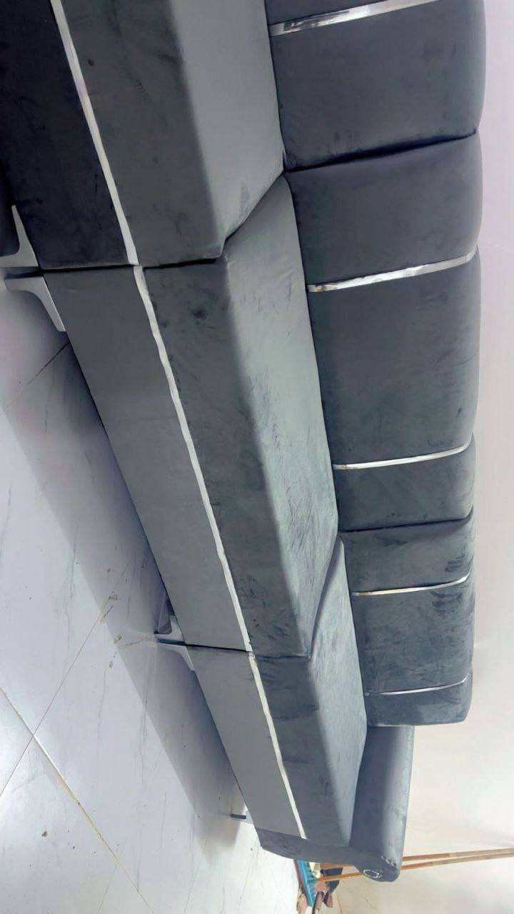 قنفه مستعمل 9 نفرات مغلف
السعر: 190 الف بيه مجال
الخشب ولاسفنج كلش زين درجه اوله واحد عراق
عنوان اربيل مامزاوه
يوجد عندنه خدمه توصيل في اربيل و موصل فقط
للتواصل ***********/*********** 
الرقمين عليهم واتساب
