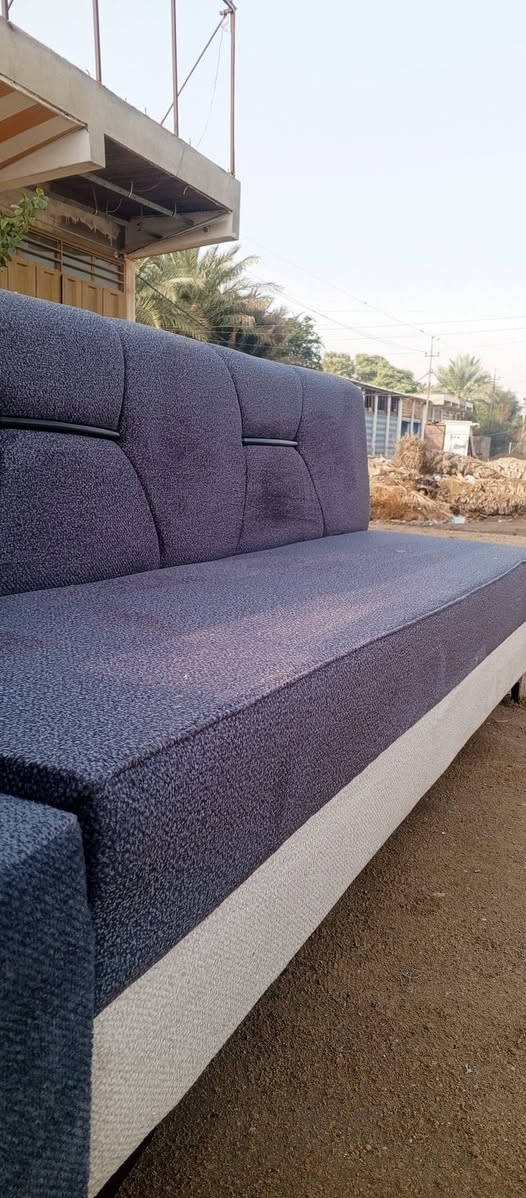 🔥  انتاج اليوم مودرن مميز🔥🔥
معمل العزاوي لإنتاج انواع التخم والدواوين حسب الطلب بالمواصفات التالية 🌷 

بلوك اسود بلايوود ✅ 

خشب روسي ✅ 

الهيكل كامل بلوك اسود بلايوود ✅ 

اسفنج مميز مظغوط ✅ 

متوفر اجمل واجود أنواع الأقمشة القطنية والتوتر بروف ✅

عنواني  العلكاية بالقرب من محطة وقود الحمداني *********** يوجد واتس اب
