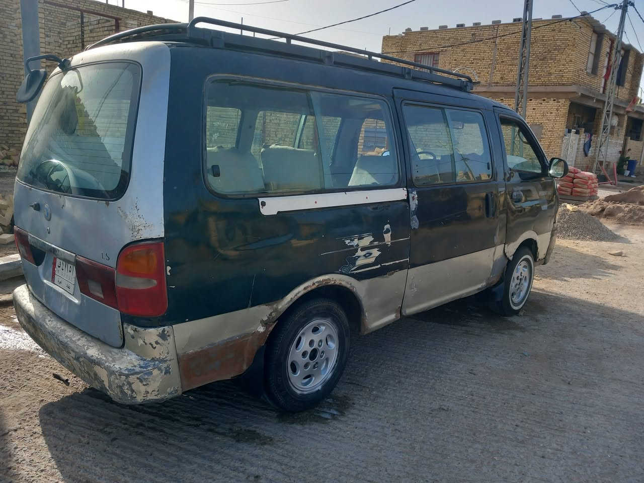 السلام عليكم 
كية بريجو للبيع مكينة عل سحك جديدة كير واكسل جدد موديل ٩٦ سعرها ٢٥ مكانها واسط اي ستفسار هاذة رقمي ***********
