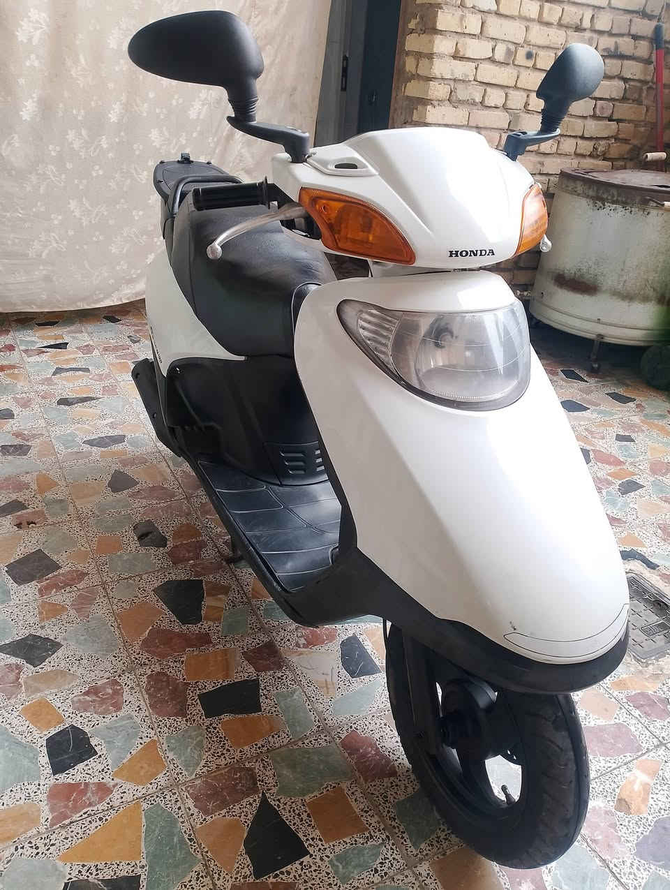 سبيسي ياباني مكينه ناعمه ماتنسمع شلعه ومعدل فول كفرات بلادي كابريتر بلادي الدراجه كله علئ وضع البلاد مفتوحه رايمر اول مره فقط مامتعوبه ابد مكاني كوت داموك شراي يتصل وبخدمته ***********
