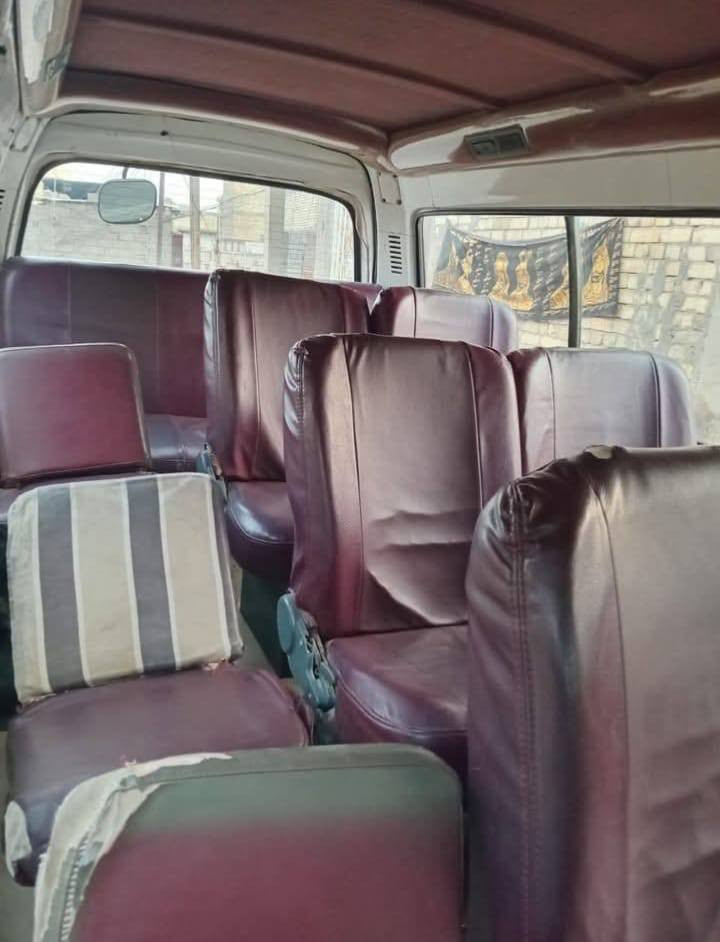 سلام عليكم فتون للبيع موديل ٢٠١٠ لأستفسار على رقم***********
