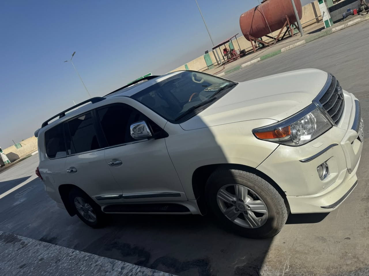 لاندكروز14امراوس ويه18اربيل باسمي ماشيه220رقم الهاتف***********
