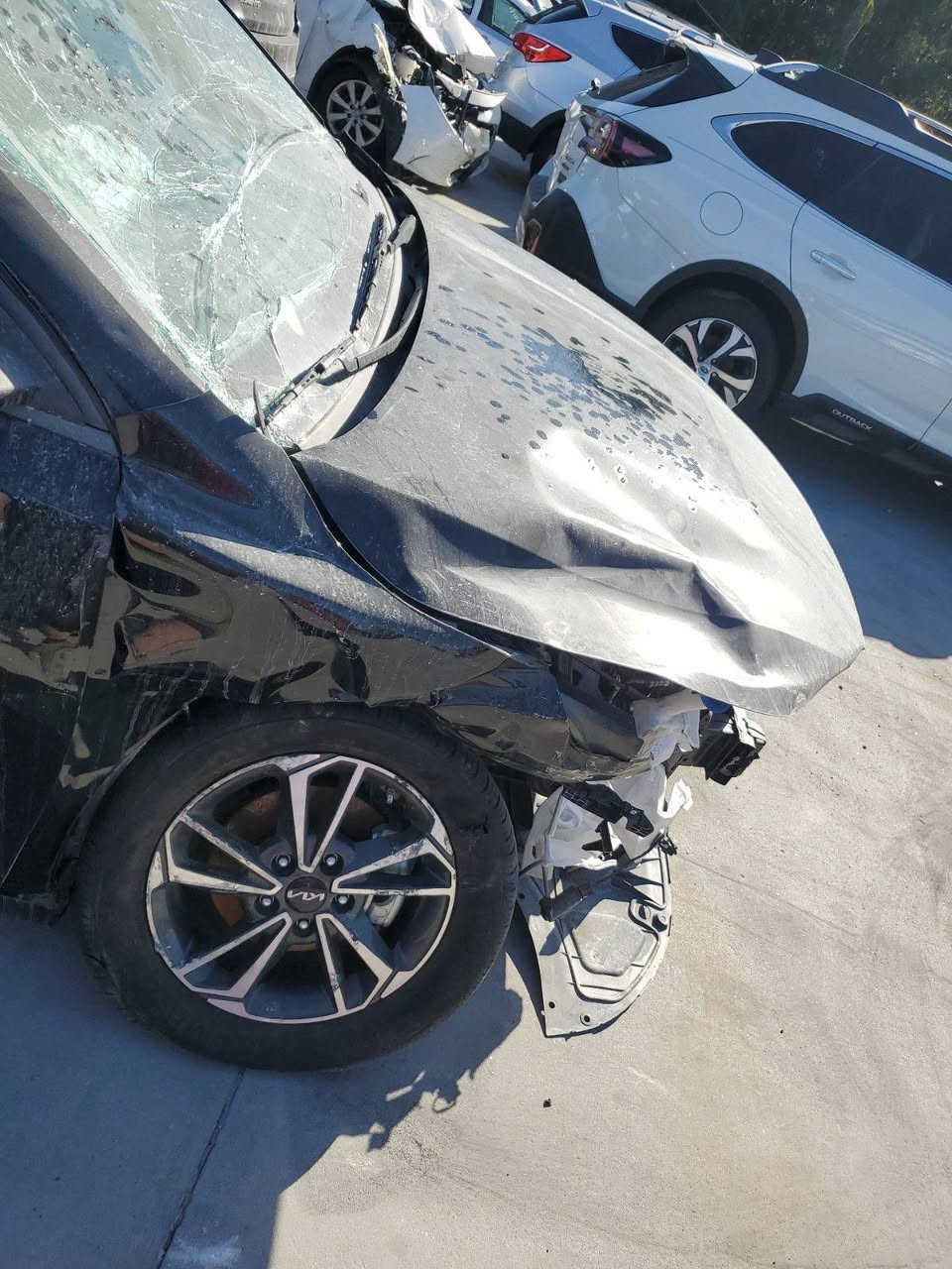 سلام عليكم كيا فورتى موديل 23 محرك دوش 2000 سياره حره ابسمي رقم قادسيه تحويل ثانيوم حادثه كدامك بل مشور كامره دوار رادار امامي السعر 148 وبيه مجال بسيط خابر وتدلل رقم الهاتف ***********
