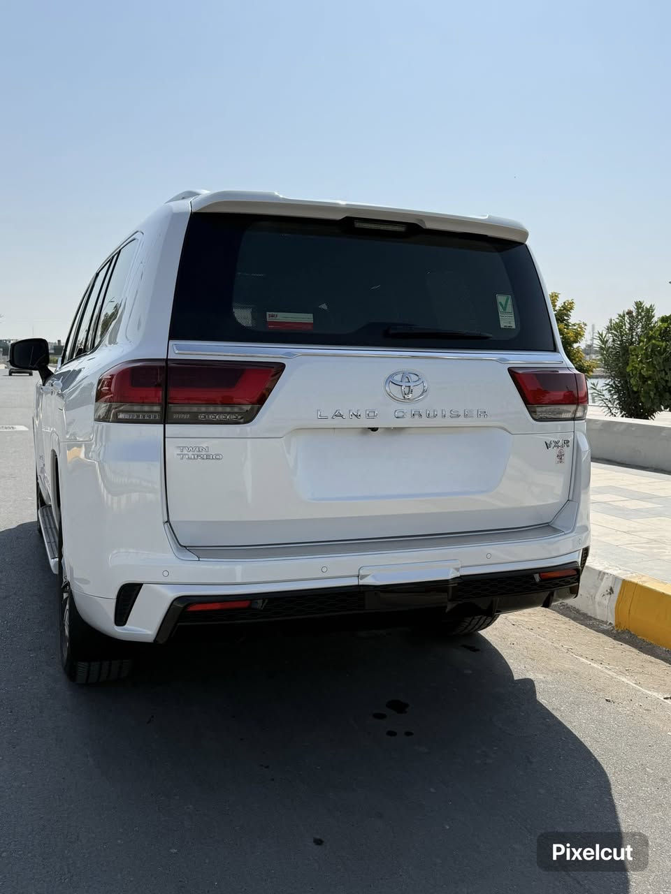 لاندكروز 2024 SAS ضمان كفاله عامه VXR  السياره زيرو سنويه رقم بغداد بأسمي تحويل ثاني يوم ب اسمك

عداد الكيلو / 16 الف كيلو متر 

⬇️مواصفات السياره⬇️

▪️ محرك 3.5 لتر V6 تيربو مزدوج ‎409 حصان، عزم ‎650 نيوتن·متر 
▪️ ناقل حركة أوتوماتيك 10 سرعات (10AT) 
▪️فتحة سقف
▪️بصمه +  تشغيل عن بعد + دخول ذكي على جميع الابواب ✔️
▪️هاند بريك بصمه + اوتو هولد 
▪️نظام منع اصطدام  مع بريك تلقائي 
▪️كراسي جلد + كراسي جميعها كهرباء  
+كرسي السايق ذاكره + لون الجلد احمر + اسود 
▪️ثلاث شاشات + الشاشات الخلفية شد أصلي شد تويوتا وليس شد الوكيل مع سماعات اذان
▪️مرايه جانبيه تعتيم ذاتي + مرايه وسطه تعتيم 
▪️لايت ثلاث عدسات لد + اشاره لد + لد صباحي + بكلايت لد + عدسه متحركه
▪️ الكراسي الاماميه تدفئه وتبريد والخلفيه تدفئه تبريد فول تحكم بل تبريد 
▪️ تبريد بيانو 
▪️ نظام صوتي من JBL مكوّن من 14-مكبّراً صوتياً 
▪️ دفلوك نظام زحف 
▪️ حساس امامي + حساس خلفي+ كامرات 360 درجه في كل جانب  
▪️زراك لايت 
▪️لحايا الدعاميات 
▪️دركة جلد وصاج تحكم  سقف شاوما
▪️صندوك كهرباء  يفتح ويغلق بل قدم
▪️عدد انظمه السياره فول 
▪️ 10 وسائد هواء (Airbags)
▪️أبواب شفط 
▪️داتا شو متعدده المهام 
▪️ المقاعد جميعها كهرباء لثلاث صفوف 
▪️رادار امامي 
▪️عدسات زنون ذكية متحركه مع التشغيل 
▪️كشاف ضباب خلفي 
—————————————————————————-
📱للأتصال على الارقام التاليه
⚠️(رجاءً عدم الاتصال بوقت متأخر في الليل)
1️⃣اثير ***********
2️⃣آسيا ***********
مكان السياره ذي قار -الناصرية
