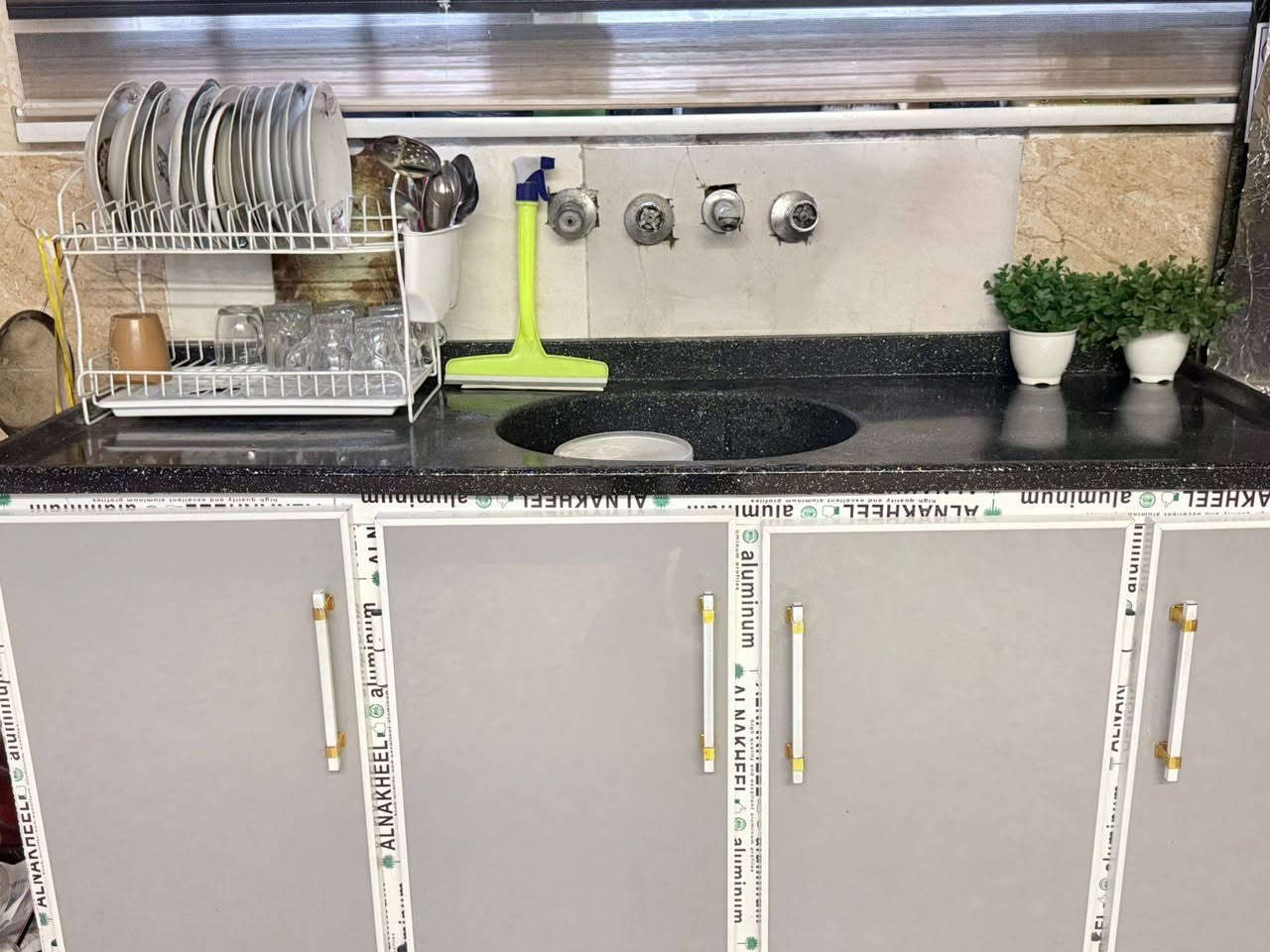 مرحبا بعد أذن المدير كاونتر  ب 950 اخو الجديد تسگام بغداد العبيدي قياس 4 امتار ونص ويه السنگ مثل متشوفون جديد كلللش    اذا شراي تفضل خاص وادلل  بدون كسر بالسعر رجاءا


**إذا كنت صاحب هذا الإعلان وتريد حذفه لأي سبب، رجاءا أرسل رسالة إلى الدعم الفني**