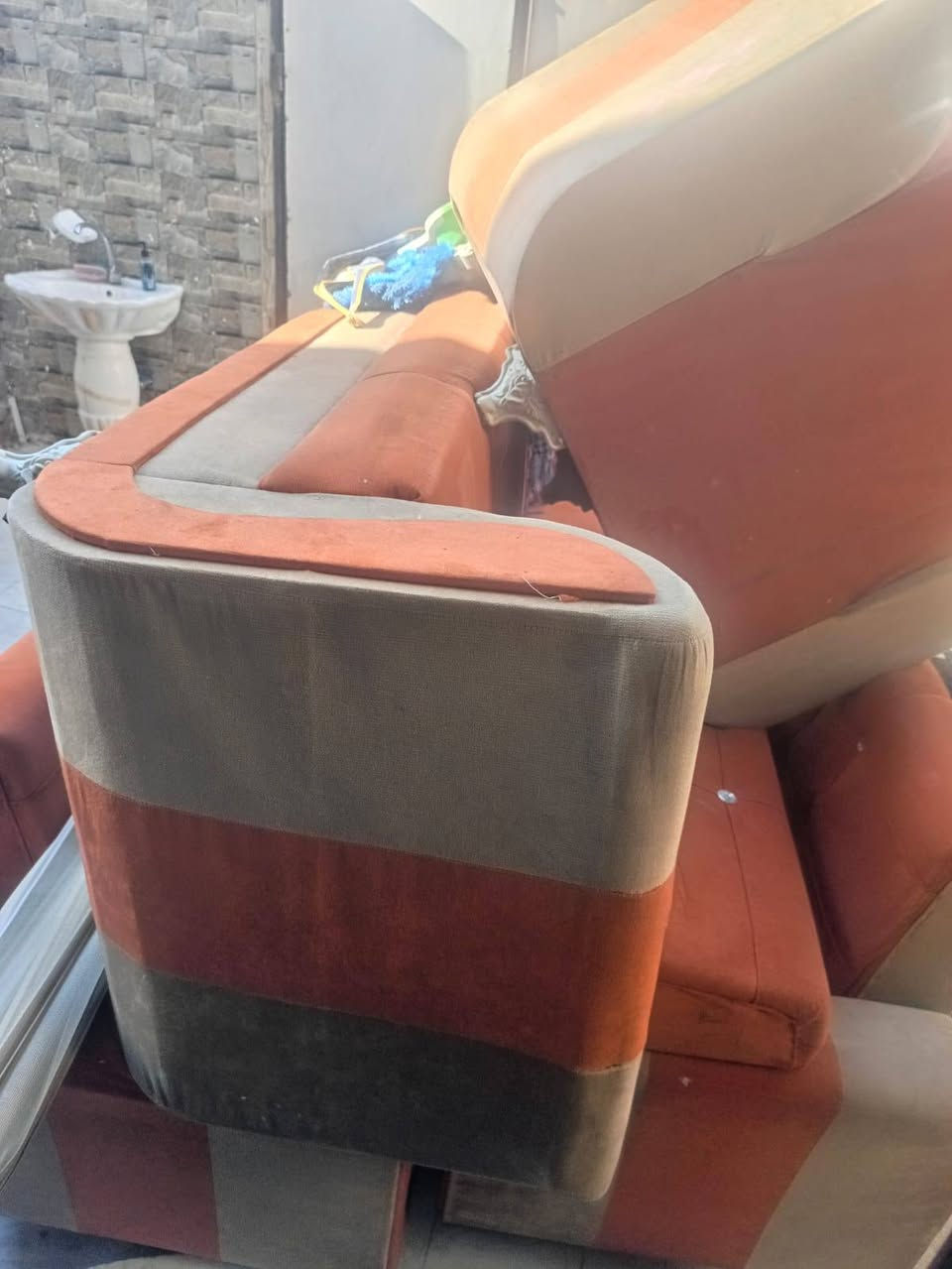 تخم جديد ونضيف استعمال6اشهر فقط
مكان الديوانيه قضاء الشاميه السعر 280وبي مجال للستفسار ***********
