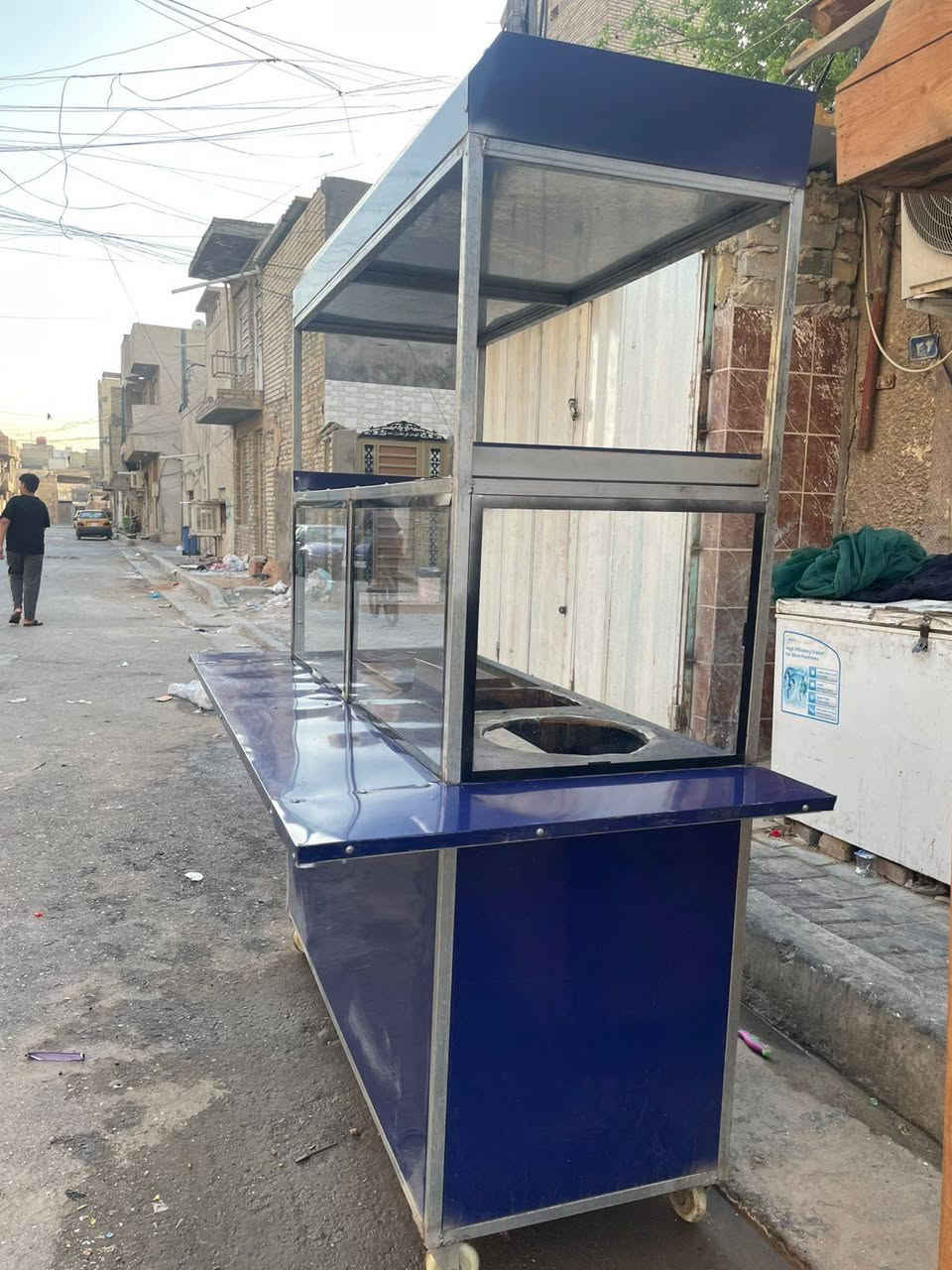 مكينه بركر وفلافل فنكر مستعمله قليل لبيع عنوان بغداد مدينه سعر خاص ***********
