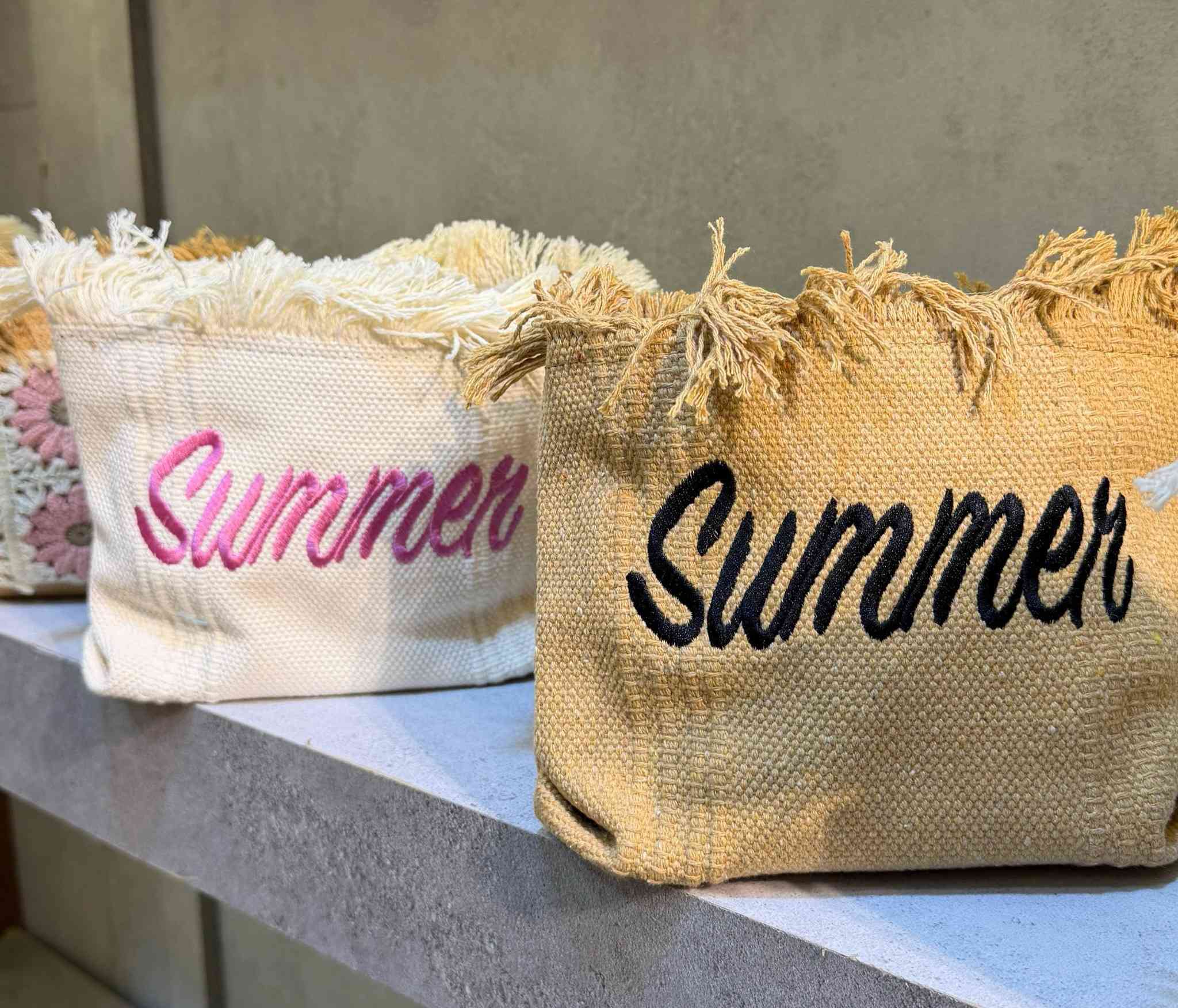 حقيبة نسائية خوص شغل كلش حلو 
الدرزن 12 قطعة 
https://t.me/waka45r


**إذا كنت صاحب هذا الإعلان وتريد حذفه لأي سبب، رجاءا أرسل رسالة إلى الدعم الفني**