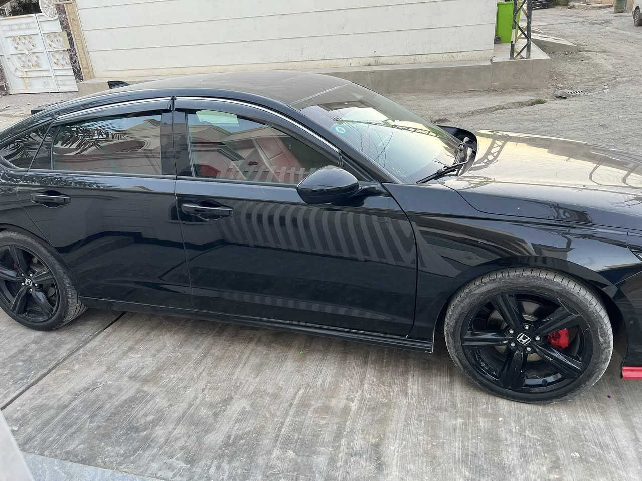 السلام عليكم هوندا اكورد 2023 فول مواصفات ضرر بسيط جاملغ خلفي والباقي كفاله السياره جديده ماشيه 35 
مراوس بجيب والفرق موجود


**إذا كنت صاحب هذا الإعلان وتريد حذفه لأي سبب، رجاءا أرسل رسالة إلى الدعم الفني**