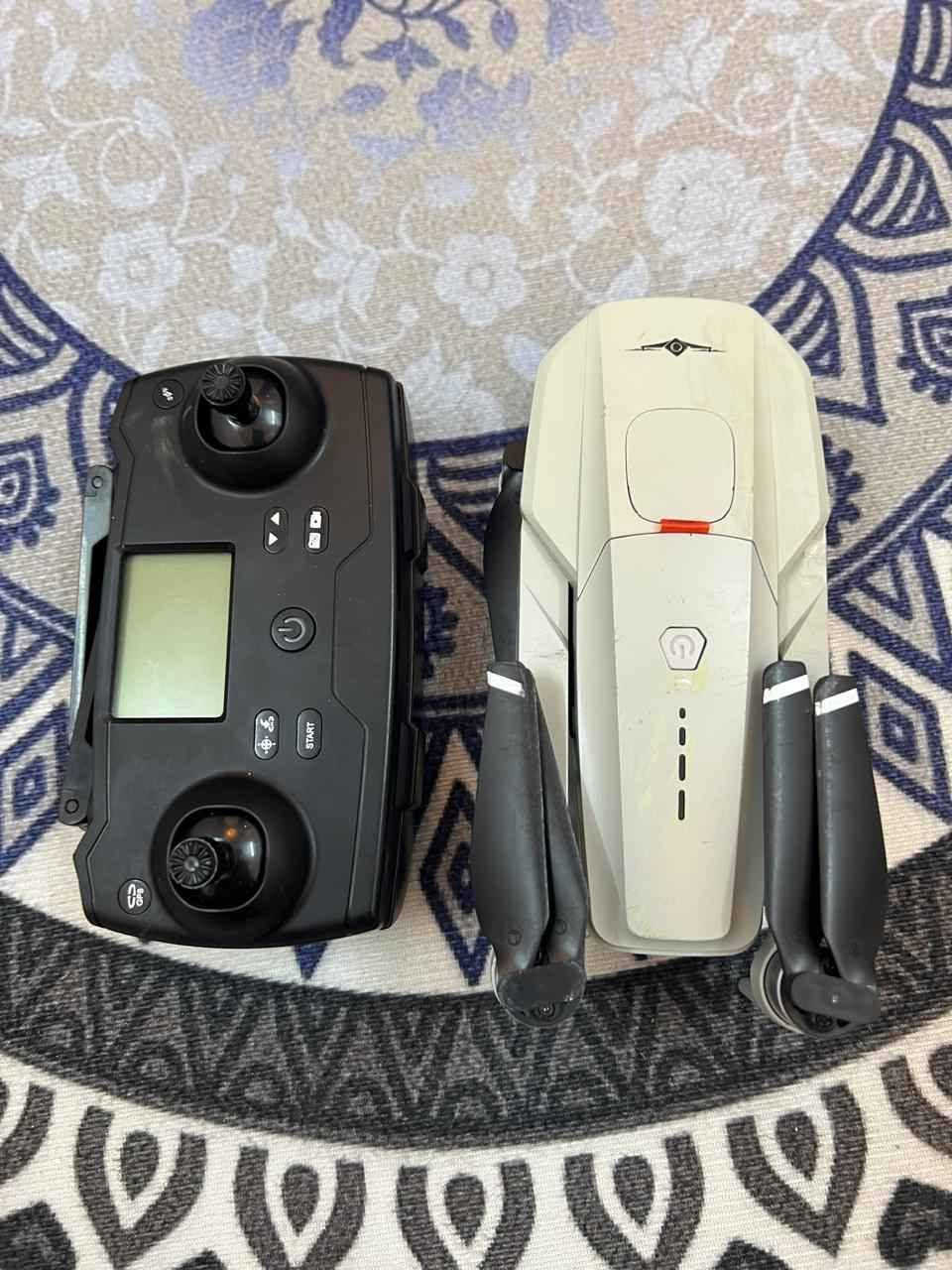طائره FK102 للبيع او مراوس بتلفون زين
بطاريه 2 وياهة مواصفات عوده ذاتيه النفس المكان
 تصوير 4K مدت الطيران 30 دقيقه
بطاريه 2200 ملي امبير
مدا التحكم من 600 الى 800 متر 
شباب معلومات كامله ويه صور عن الدرون او ابحث بل كوكل يطيك معلومات كامله
( السعر 150الف )
مكاني ابو غريب رقم الهاتف
***********
***********
ملاحضه الي يشتري يجيب شخص يفحص الدرون لان اني مو قوي بل طيران اخذته اطلب شخص فلوس وخذتخة بمكان الفلوس بغداد, العراق
