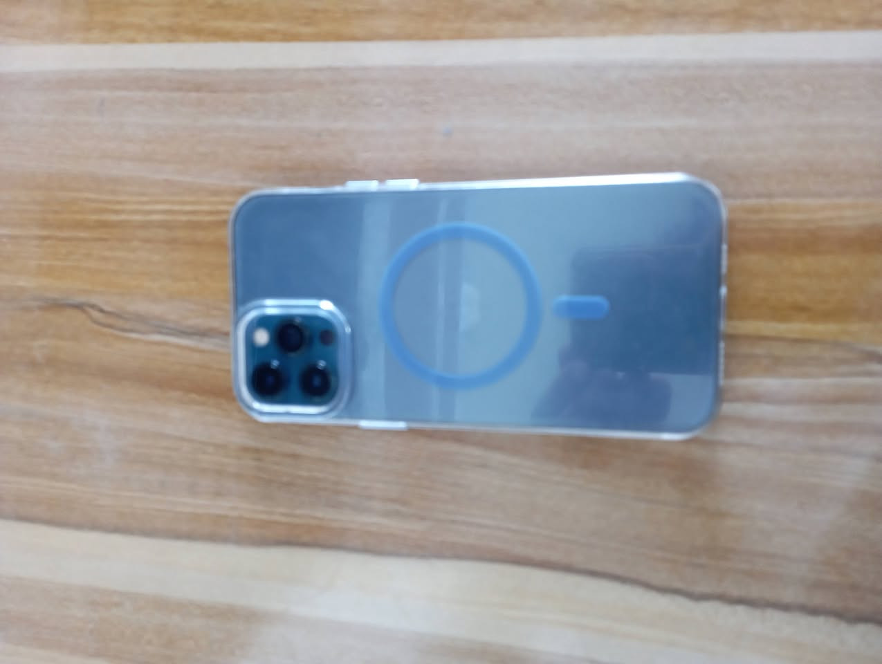 ايفون 12برو ماكس شرق اوسط 
متسبدل شاشه فقط نوعيه جيده ممتازه
ذاكره 256 جهاز نظيف كلش وعلى الفحص 
السعر475مكان بابل الهاشميه الشراي يتصل ***********
