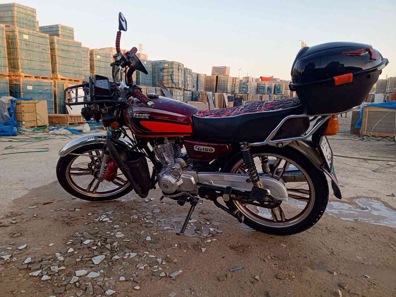 سلام عليكم 
دراجه نضيفه حيل 
مرقم وسنويه بأسمي وتحويل ايمته ماتريد
المكان الفلوجه المختار 
رايدها بمليون و400وبيها مجال 
رقم الهاتف ***********

