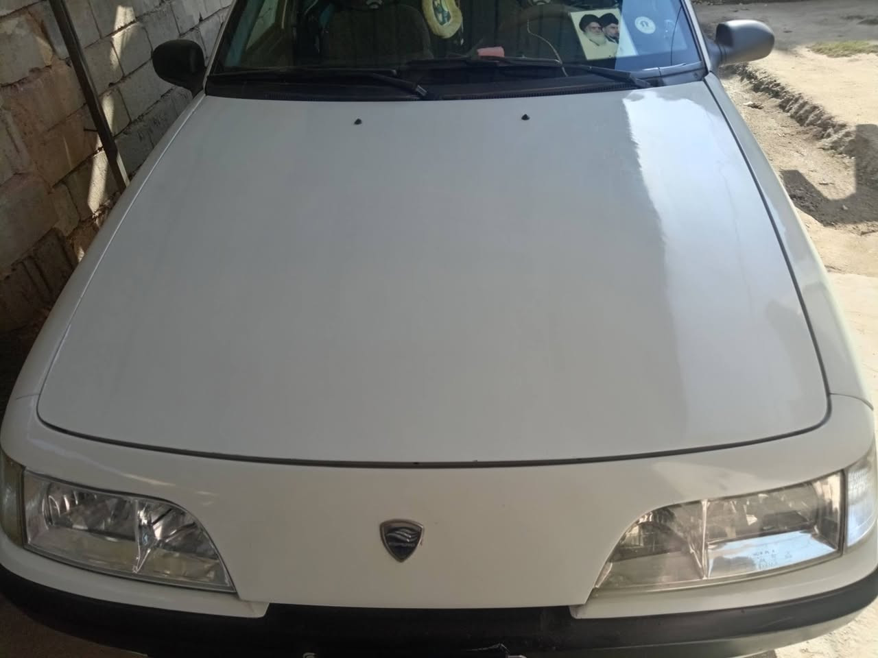 السلام عليكم سياره دايو اسبرو للبيع رقم بغداد الجديد موديل ٩٤محرك مفتوح كير اوتماتيك  سنويه ماصاقطه كهربائيات كلها شغاله دواخل كلش نضيفه صدر جديد تايرات نضيفه السياره بسمنا تحويل ثاني يوم السعر ٣٥ وبيها مجال حق الجيه الاتصال ***********  مكان السياره بغداد المحمودية
