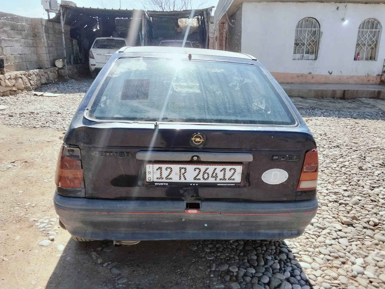 اوبل كاديت رقم مسطرها موديل 91محرك بدايت صرف السعر21وبيها مجال توير جدد باتري جديد غرفه زينه مو تعبانه اخو جديد رقم ***********
