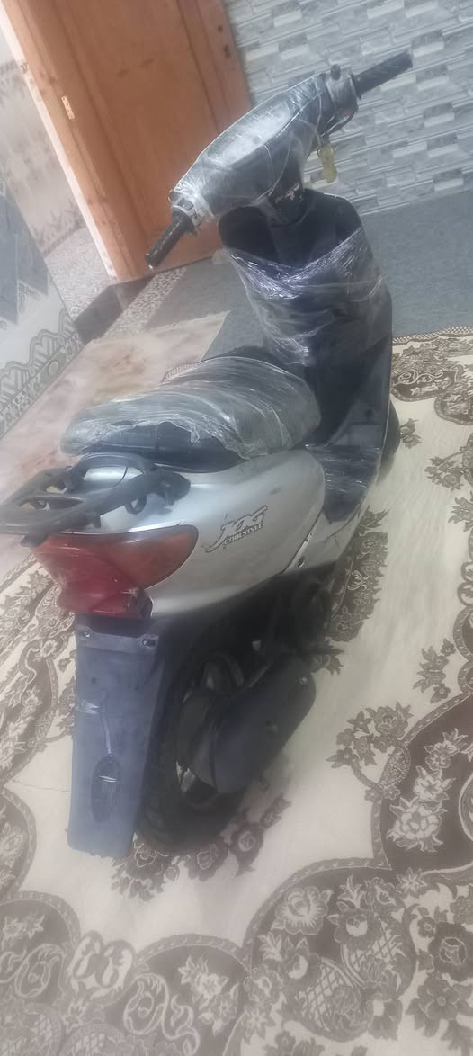 عصفوريه دراجه شغاله خير من الله السعر ١٦٠ بغداد الشعله ***********
