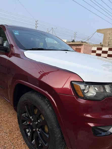 السلام وعليكم جيب موديل 2017
مواصفات السياره
حساسات اماميه 
حساسات خلفي
رادار خلفي 
كشنات جلد 
تتفئه بلستيرن
شاشه كبيره 
مكينه 3600 الايطاليه 
كامره خلفيه + مضخم صوت 
دكمه سبورت
نضام ايكو اقتصادي
اطفاء المحرك عند التوقف
حادث السياره
🔴جاملغ وبنيد وربع الباب صبغ فقط بدون معجون 
حدادية جديده توني شاده اماميه خلفيه 
ادامه عليه كامله  
تخم تاير توني شاده 
رقم ذي قار بسمي تحويل مباشر مشروع وطني 
سياره جديده وجاهزه فول مواصفات عده تنته بصمه تشقل بصمه ابواب تشغيل عن بعد جنطه كهربائي كشنات جلد وكهربائي شاشه كامره دواره تدفئه كشنات تحكم استيرن مثبت سرعه قطعتين تبريد بعد بيه مواصفات 

 مكان بصره قضاء القرنه 

السعر 
205مع مجال للأستفسار ***********
